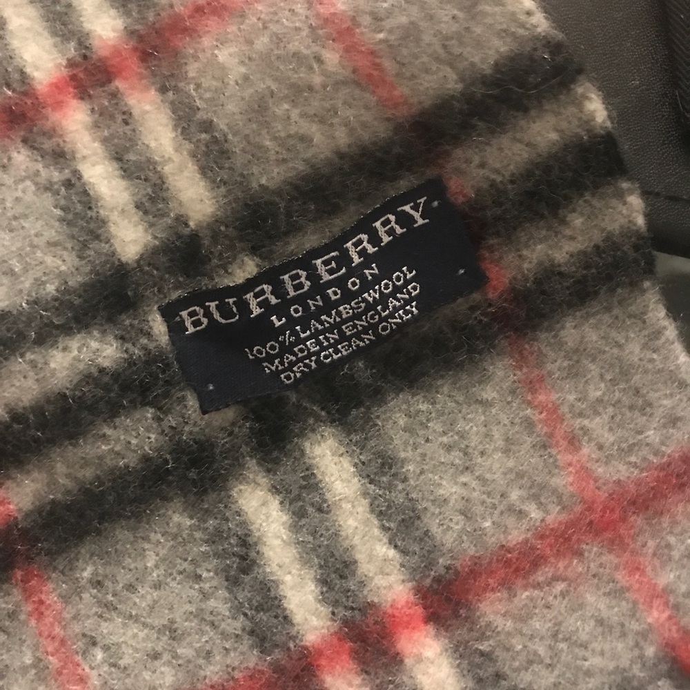 BURBERRY Authentic Check Plaid Scarf Lambswool NEW - Picture 2 of 8